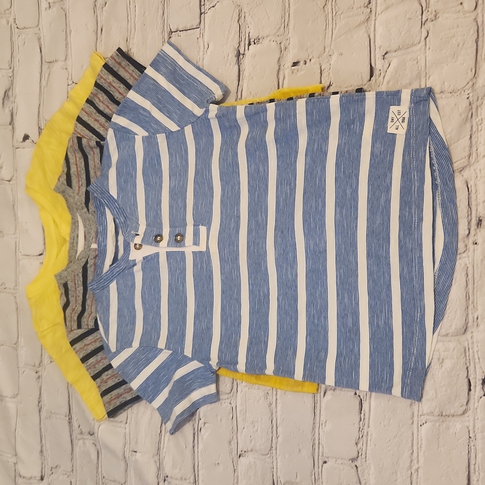 H&M and Gap Kids Shirts Size 4-6 Years